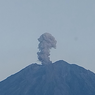 Gunung Semeru kembali Erupsi, Tinggi Letusan 1.200 Meter di Atas Kawah