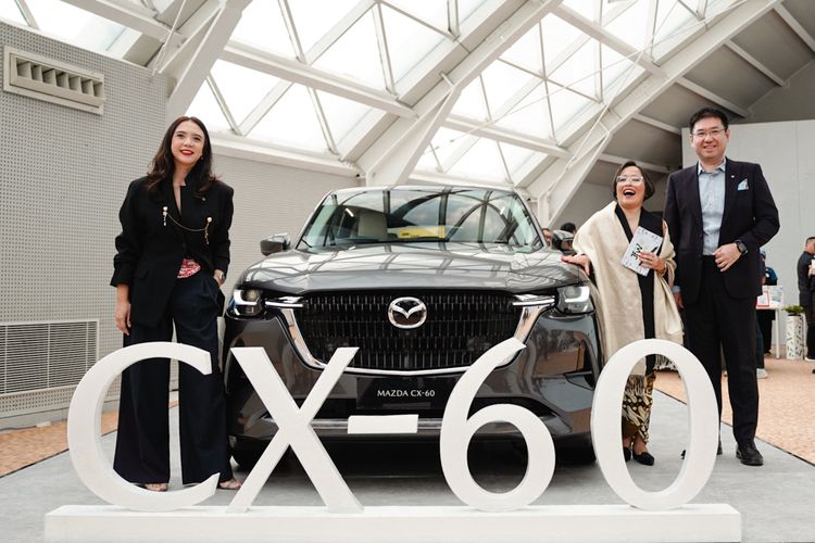 Kolaborasi Mazda Indonesia dengan Jakarta Fashion Week (JFW) 2025