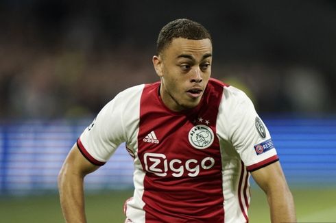 Wonderkid Ajax Amsterdam Beri Kode untuk Barcelona