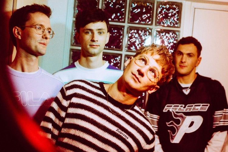 Glass Animals adalah band elektronik pop dari Inggris.