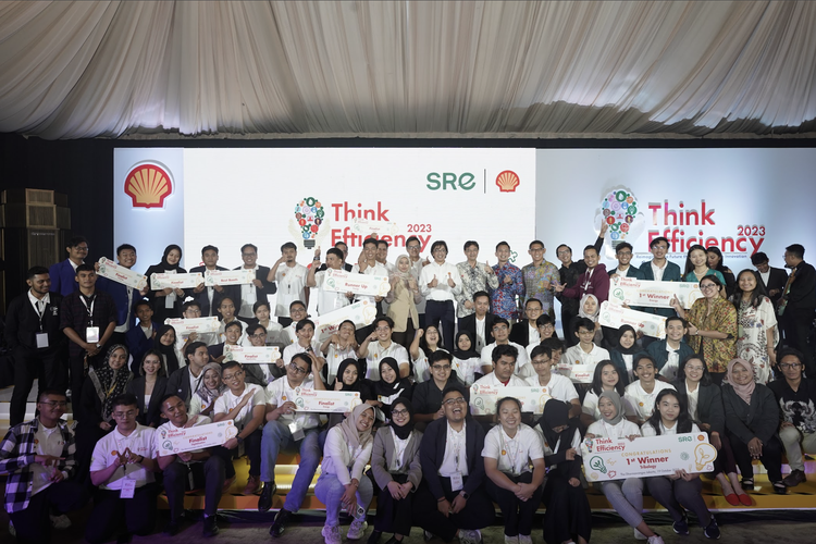 Kompetisi Shell Think Efficiency yang digelar sejak Mei - Oktober 2023, telah menerima total hampir 200 pendaftar dan terpilih 5 finalis dengan ide terbaik dari masing-masing sub-topik, Energi, Tribologi, dan Digitalisasi.
