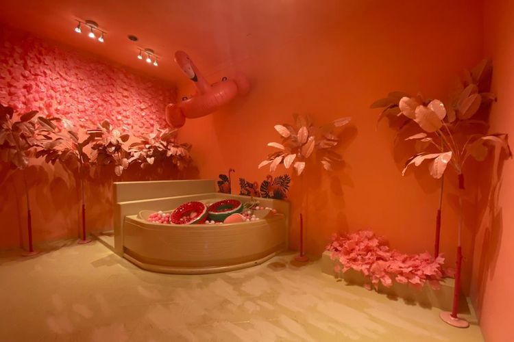 Pink Room di HOLEO Golf & Museum di Cideng, Gambir, Jakarta Pusat. 