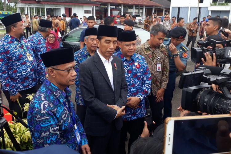 Presiden Joko Widodo membuka Tanwir Muhammadiyah di Bengkulu, Jumat (15/2/2019)