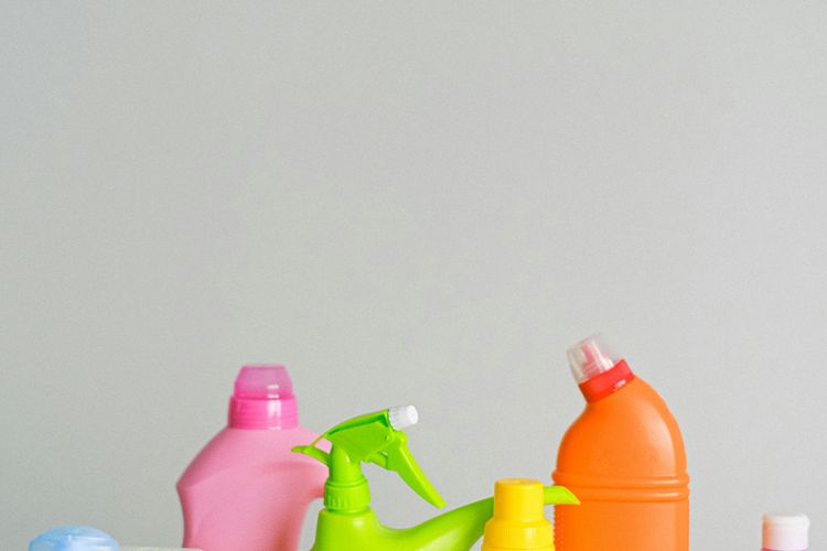 Ilustrasi perabotan rumah.