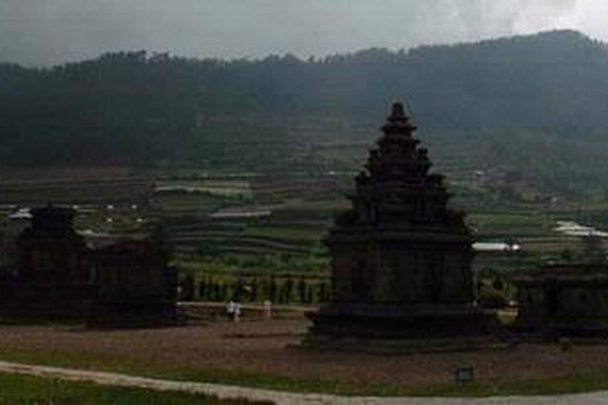 Candi di Dieng