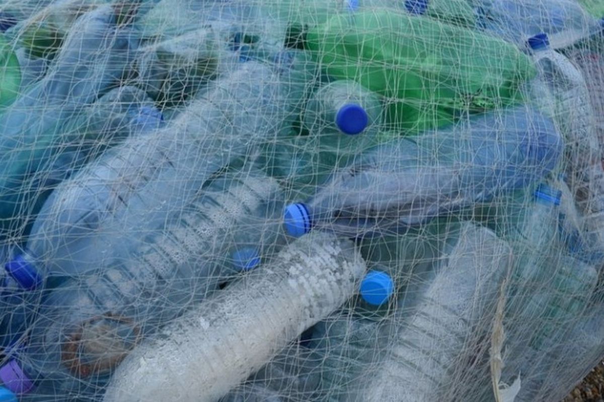 Industri Sampah plastik botol