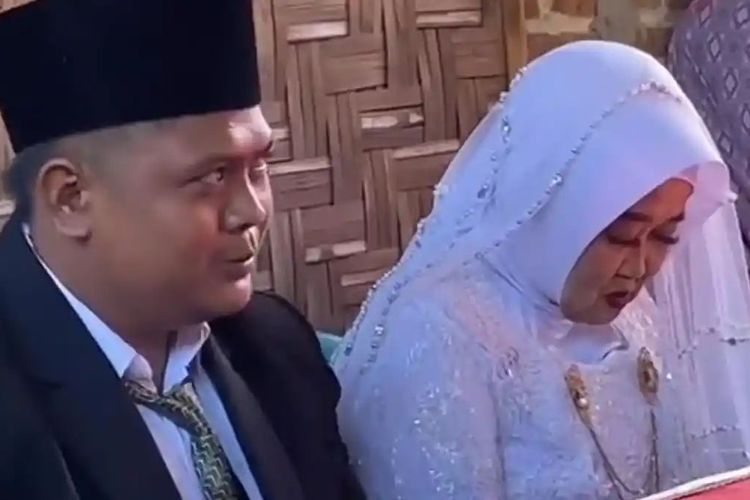 Viral, Pemuda di Tulungagung Nikahi Wanita 63 Tahun, Sempat Dikenalkan Sebagai Saudara