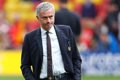 Skors dan Denda Rp 942,8 Juta untuk Jose Mourinho