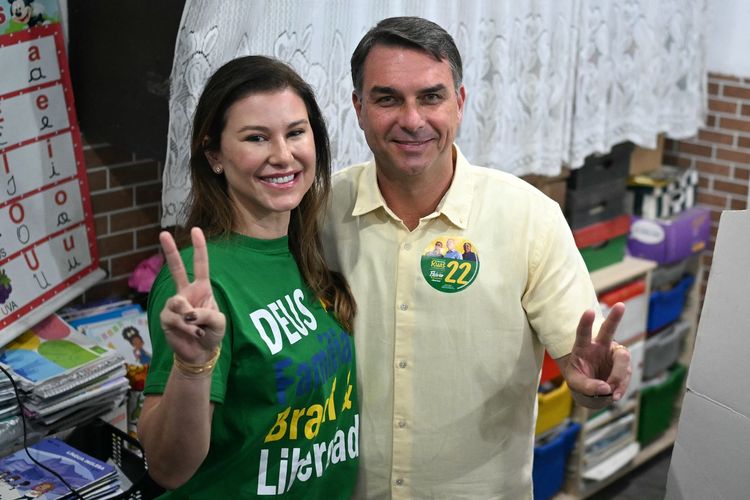 Dinasti Bolsonaro Klaim Menang Pemilu Brasil, Negara Dikuasai 1 Keluarga