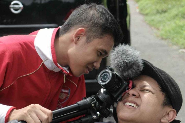 Wiviano saat sedang membuat film dengan melibatkan para penyandang disabilitas Jember 