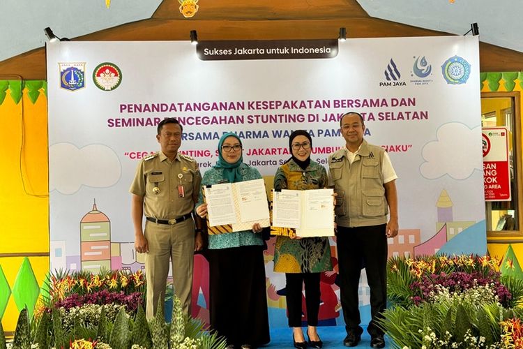 Perumda Air Minum Jaya (PAM Jaya) dan Tim Penggerak Pembinaan Kesejahteraan Keluarga (TP-PKK) Administrasi Jakarta Selatan (Jaksel) menandatangani nota kesepahaman tentang Percepatan Penurunan Stunting di Jaksel. 