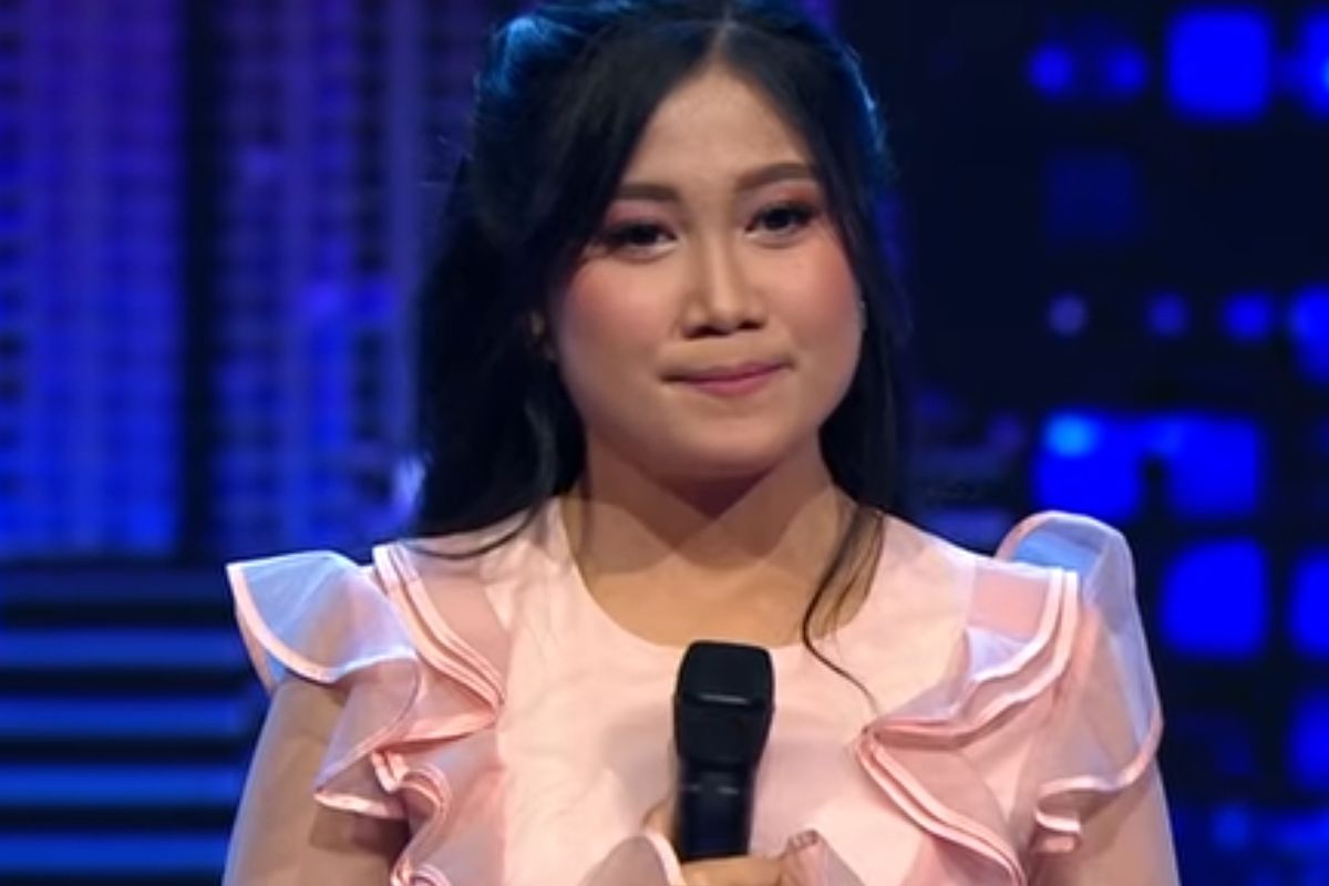 Kontestan Indonesian Idol X, Della.