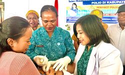 Lindungi Anak Papua dari Polio, TP PKK Intan Jaya Dukung Pekan Imunisasi Nasional