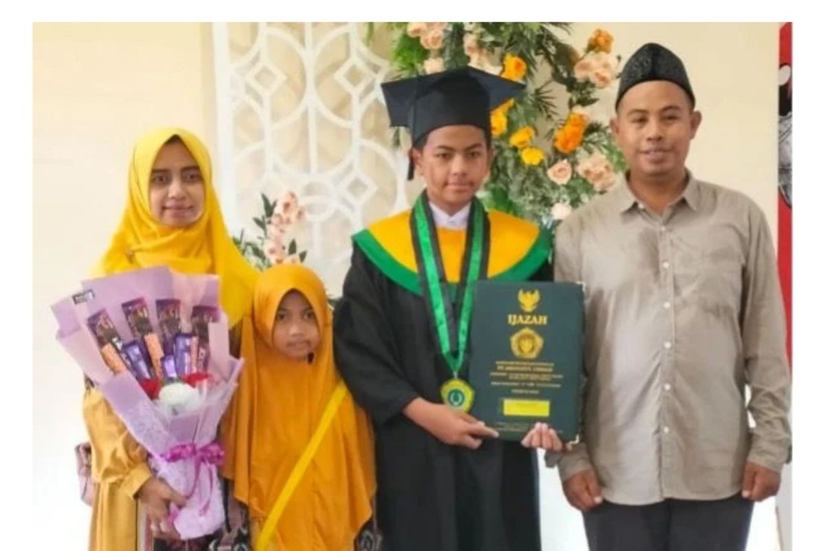 Profil 2 Mahasiswa Termuda di Unesa, Bahkan Salah Satunya Masih 15 Tahun (2)