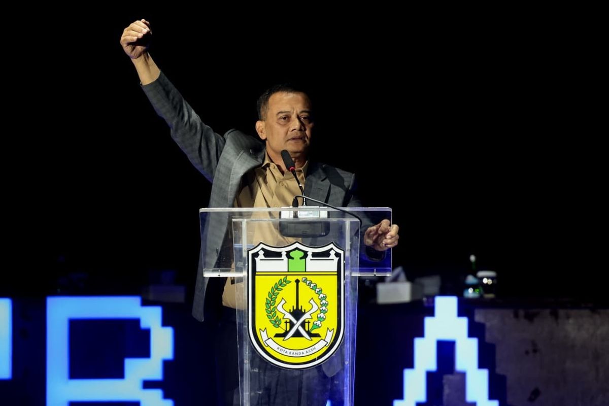  Gubernur Jawa Tengah (Jateng) Ahmad Luthfi menjadi pembicara dalam seminar nasional Best Practice Kepemimpinan Daerah yang digelar di Gedung AAC Prof Dr Dayan Dawood, Kota Banda Aceh, Rabu (22/4/2026). 
