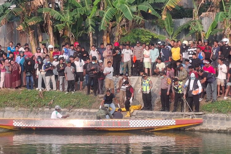 Sedang Latihan Dayung, Warga Temukan Mayat Mengapung di Kali Jajar Demak