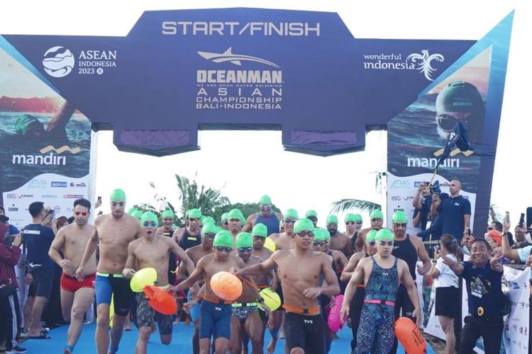 Oceanman Asian Championship 2023 sudah rampung digelar di Intercontinental Bali Resort, Jimbaran, Bali, 7-9 Juli 2023. 