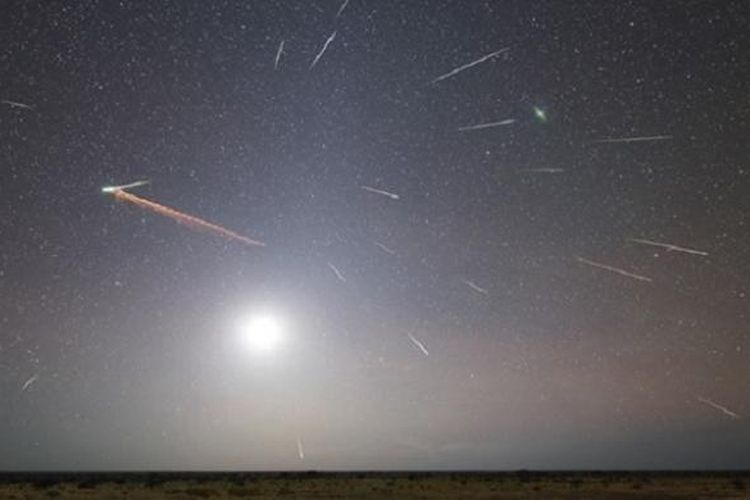Ilustrasi hujan meteor Eta Aquarids