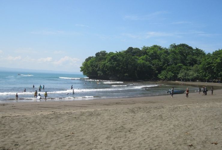 Pantai Pelatar Agung Pangandaran: Lokasi dan Aktivitas Seru