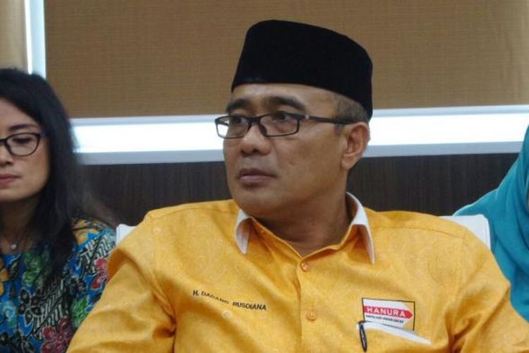 Sekretaris Fraksi Partai Hanura di DPR, Dadang Rusdiana di Kompleks Parlemen, Senayan, Jakarta, Kamis (19/1/2017).