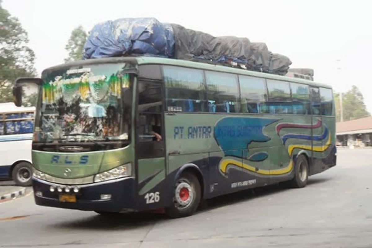 Bus AKAP Sumatra