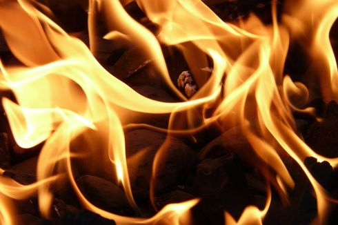 Pria Mabuk Lakukan Pembakaran di 7 TKP dalam Waktu 4 Jam di Jayapura