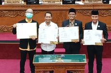 Geger Duel King Kobra dan Sanca di Tasikmalaya hingga 'Dilerai' Damkar