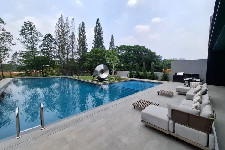 Kolam renang merupakan salah satu fitur yang menjadi nilai jual Botanic Villa at NavaPark BSD City