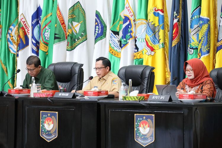 Menteri Dalam Negeri Tito Karnavian dalam Rapat Koordinasi Pengendalian Inflasi Daerah, Senin (6/3/2023).