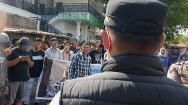 33 Hari Kematian Karim, Ayah Datangi Satpol PP Padang: Anda Bukan Kesatria...