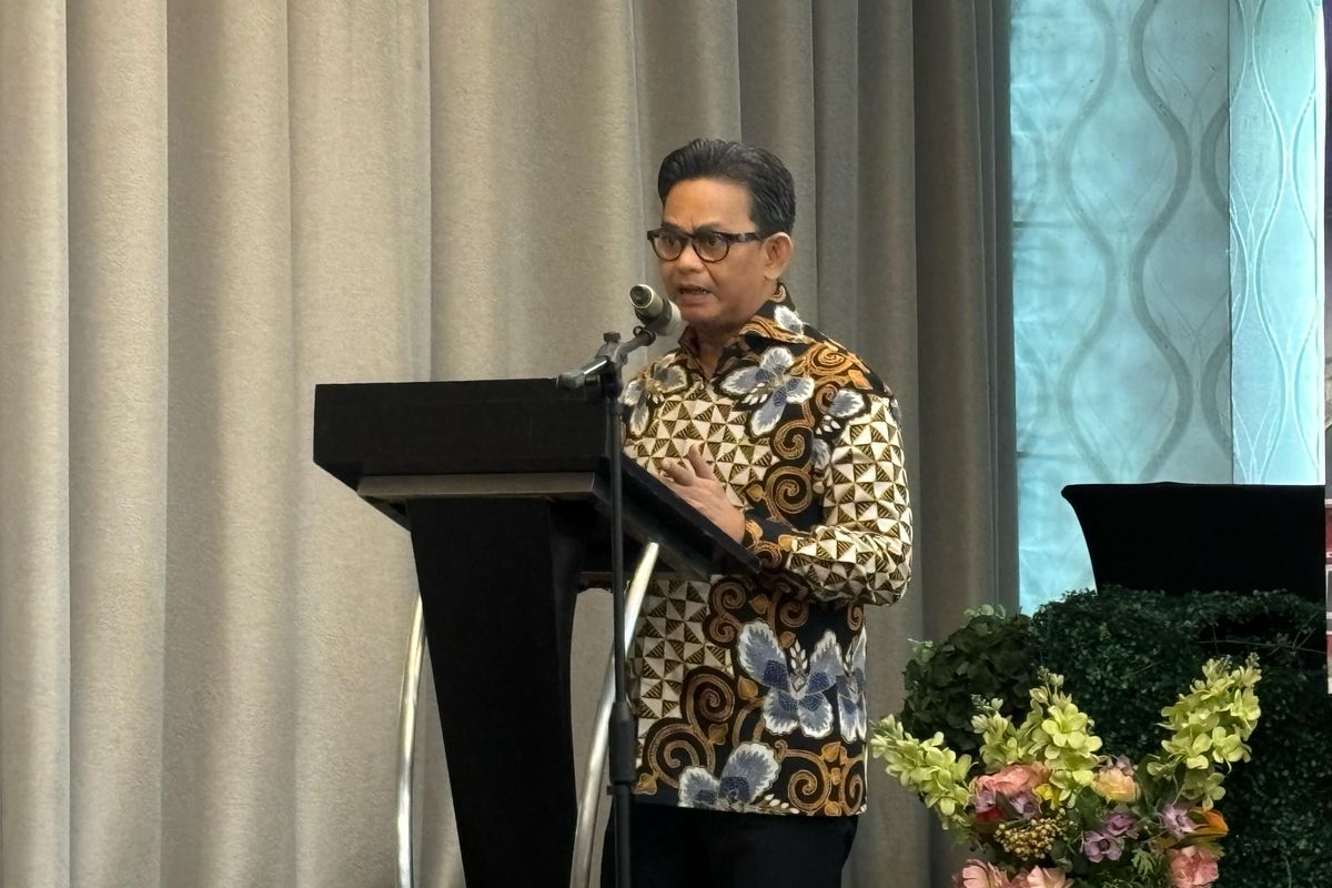 Anggota Satgas Perumahan Presiden Prabowo Subianto, Bonny Z. Minang dalam diskusi media di The Bellezza Hotel & Suite, Kamis (27/02/2025).