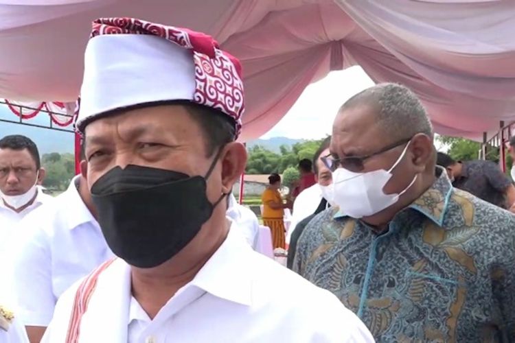 Menteri Kelautan dan Perikanan (KKP) Republik Indonesia, Sakti Wahyu Trenggono, melakukan kunjungan kerja di Balai Benih Ikan (BBI) Kantor Dinas Perikanan Kabupaten Toraja Utara, Sulawesi Selatan, Sabtu (19/06/2021).