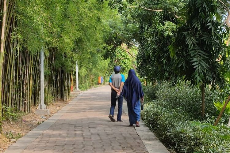 Taman Harmoni atau Taman Hutan Kota Keputih Surabaya