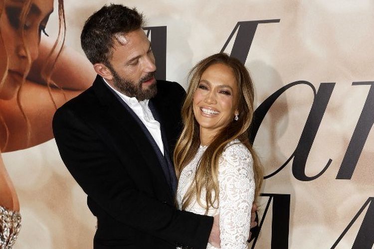 Pasangan Ben Affleck dan Jennifer Lopez menghadiri pemutaran khusus film Marry Me di Los Angeles, California, pada 8 Februari 2022.