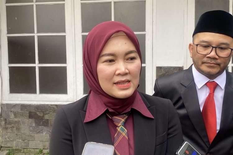 Viral, Bocah di Sukabumi Hirup Bensin dari Motor yang Diparkir