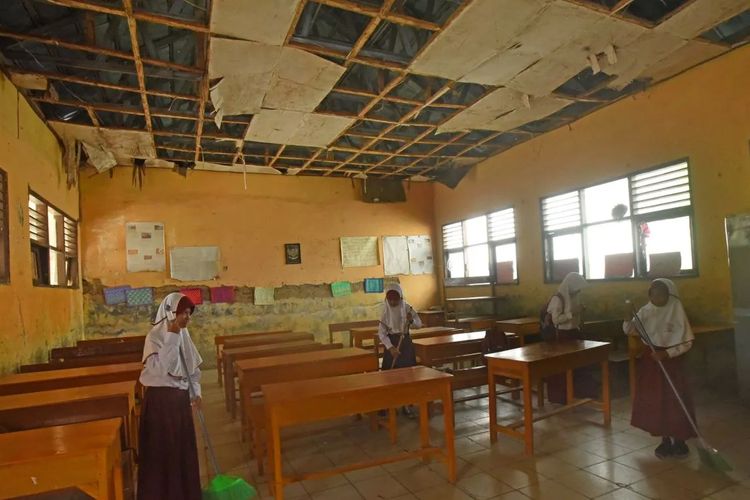 1.197 Ruang Kelas SD Negeri di Lebak Rusak Berat, Bertambah 112 dalam Setahun