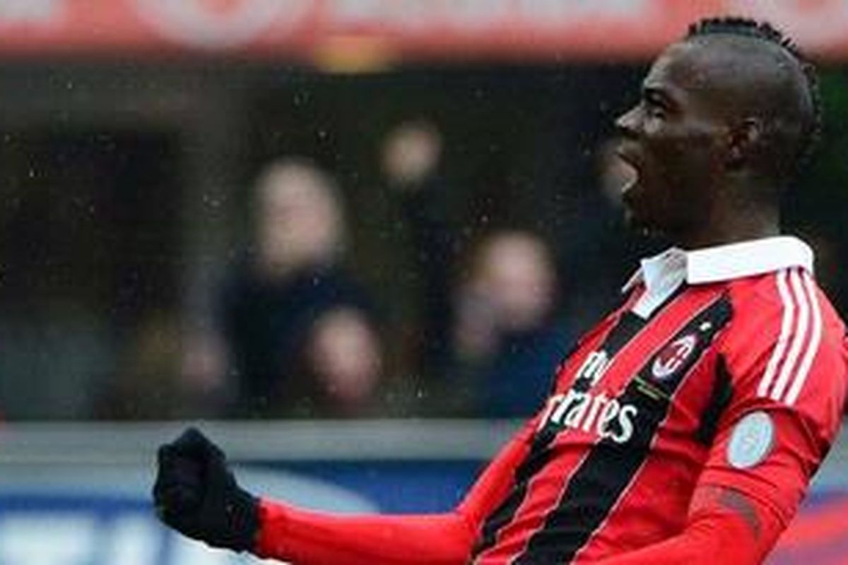 Penyerang AC Milan, Mario Balotelli.