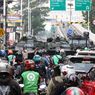 Jalan Utama Disekat, Warga Malah Beri Akses Jalan Tikus bagi Pengendara Menuju Jakarta
