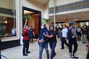 69 Orang Ditangkap saat Ricuh Eksekusi Hotel Sultan, Polisi: Bisa Bertambah