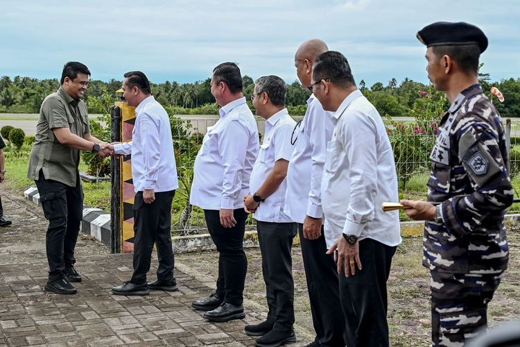 Bobby Nasution Kembali Berkantor di Nias, Tinjau RS hingga Serap Aspirasi Warga