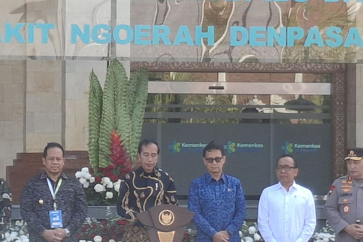 Presiden Joko Widodo saat meresmikan Gedung Pelayanan Ibu dan Anak di Rumah Sakit (RS) Ngoerah, Denpasar, Bali, pada Senin (2/9/2024). Kompas.com/ Yohanes Valdi Seriang Ginta