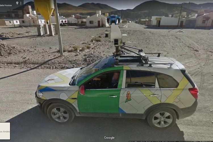 ilustrasi momen unik dan lucu di Google Street View