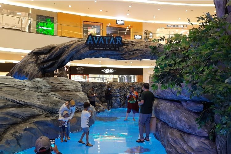 Suasana pengalaman dunia Pandora ala film Avatar di Senayan City, Jakarta, Kamis (15/12/2022)..