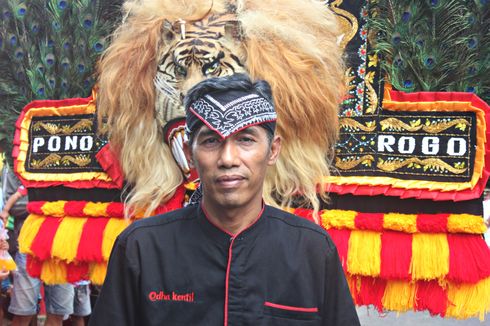 Kisah Budiono, Pria Mirip Jokowi yang Blusukan Mengajarkan Reog di Magetan