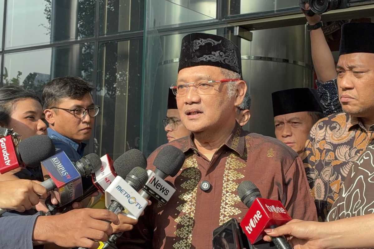 Menteri Haji dan Umrah Mochamad Irfan Yusuf atau biasa disapa Gus Irfan di Gedung Merah Putih, Jakarta, Jumat (3/10/2025).