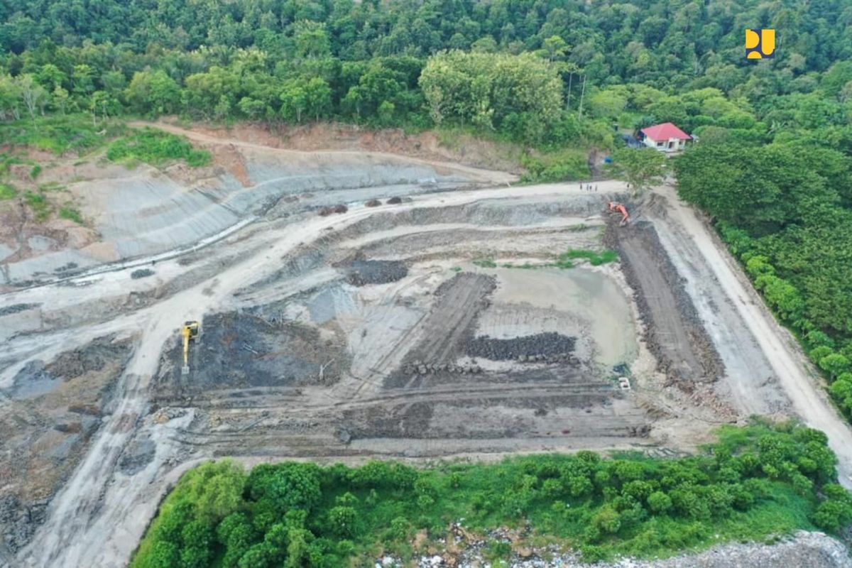 Tempat Pemrosesan Akhir (TPA) Sampah Tanjung Harapan di Kabupaten Nunukan, Provinsi Kalimantan Utara.