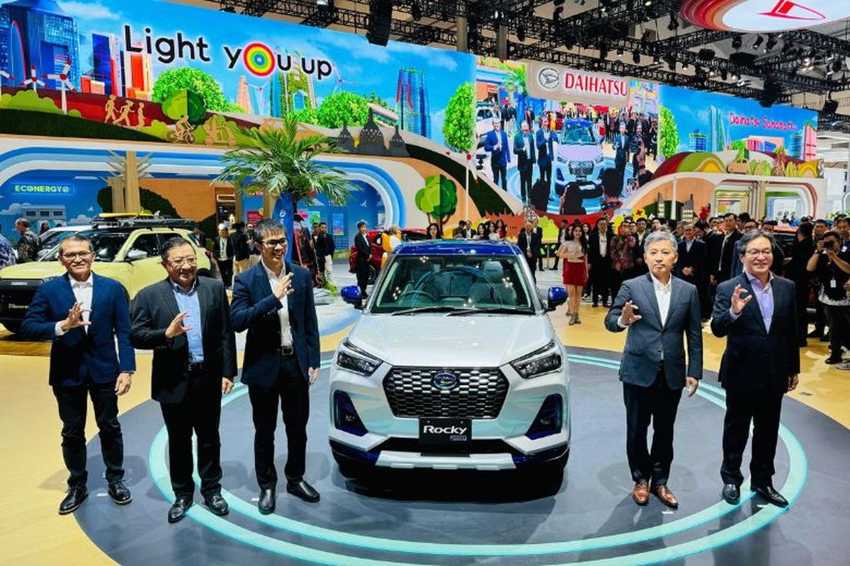 Daihatsu mengusung Grow for Better Tomorrow sebagai tema besar dalam keikutsertaan dalam pameran Gaikindo Indonesia International Auto Show (GIIAS) 2024.