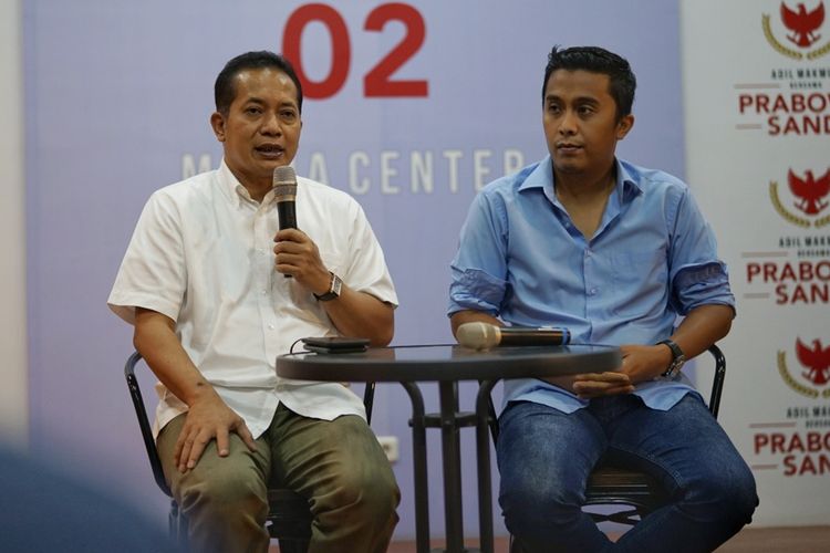 Juru Bicara BPN Ferry Juliantono saat menggelar konferensi pers di media center pasangan Prabowo-Sandiaga, Jalan Kertanegara, Jakarta Selatan, Kamis (9/5/2019).