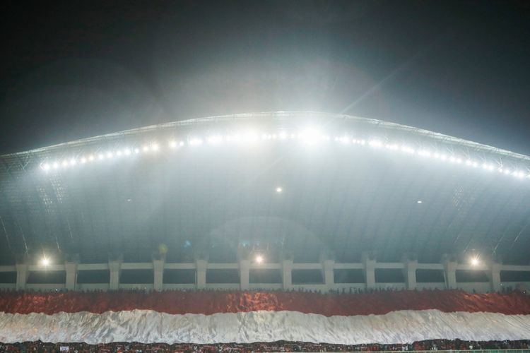 Suasana pertandingan antara timnas Indonesia dan Bahrain pada laga Anniversary Cup 2018 di Stadion Pakansari, Jumat (27/4/2018).