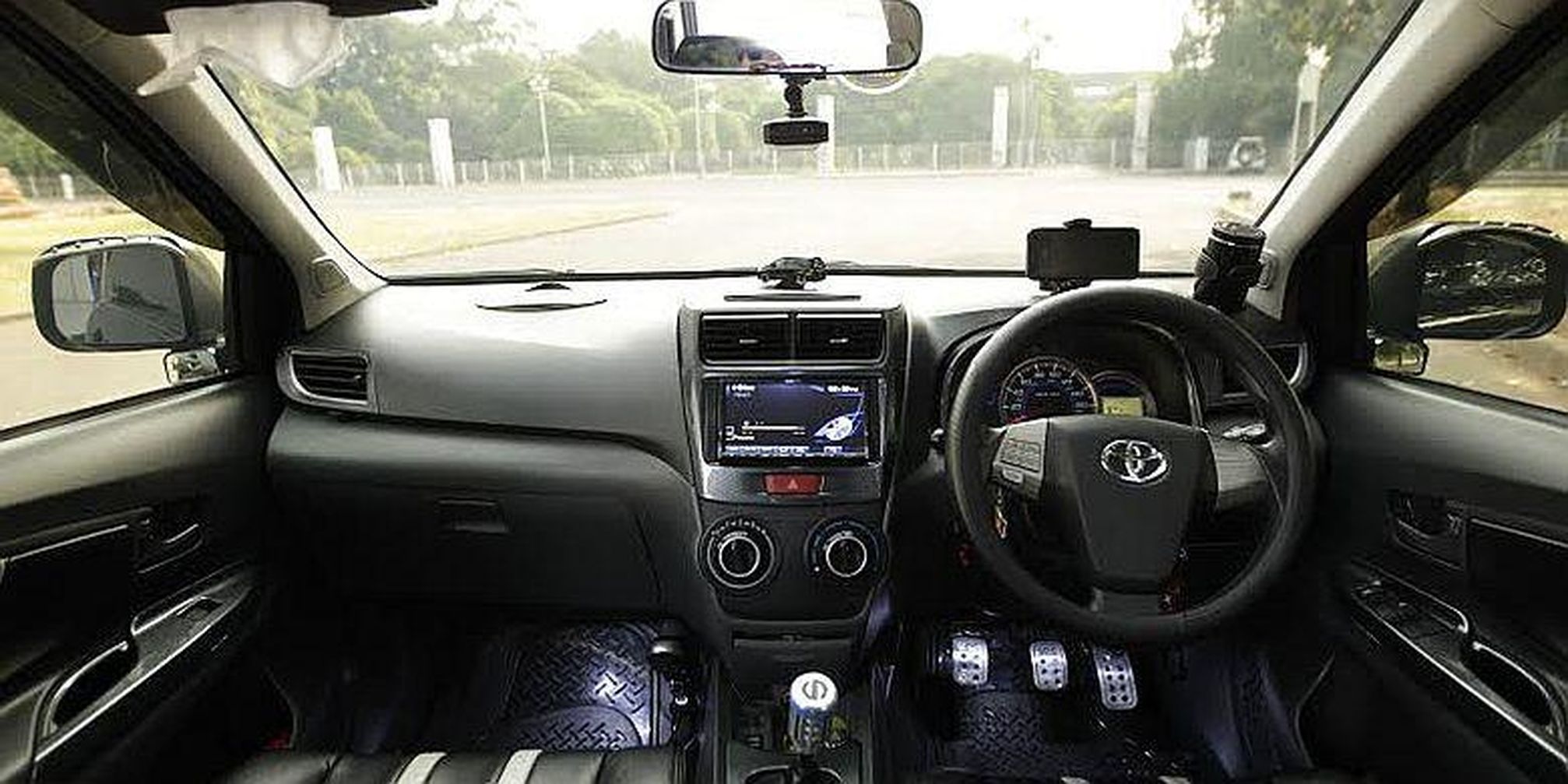 Ide Modifikasi Interior Avanza Veloz Terbaru Dan Terkeren Spions Motor